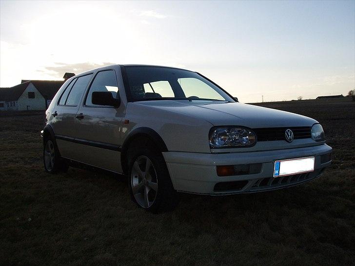 VW Golf 1.8 CL billede 1