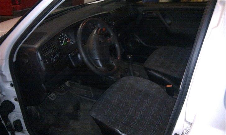 VW Golf 1.8 CL billede 2