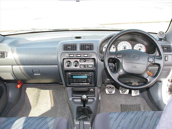 Toyota Starlet Glanza V billede 2