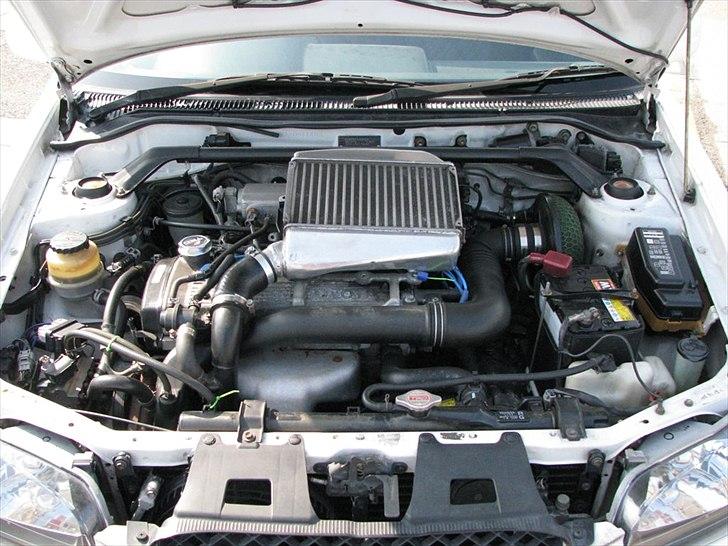 Toyota Starlet Glanza V billede 3