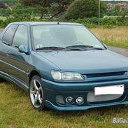 Peugeot 306