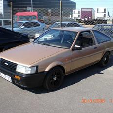 Toyota Corolla AE86 *Stjålet* 