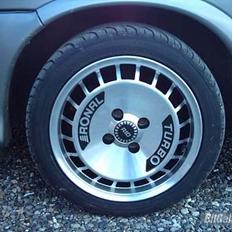 Opel Corsa B GSi (SOLGT)