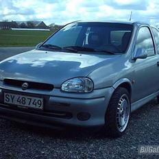 Opel Corsa B GSi (SOLGT)