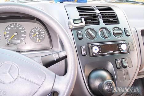 Mercedes Benz Vito 110    SOLGT billede 6