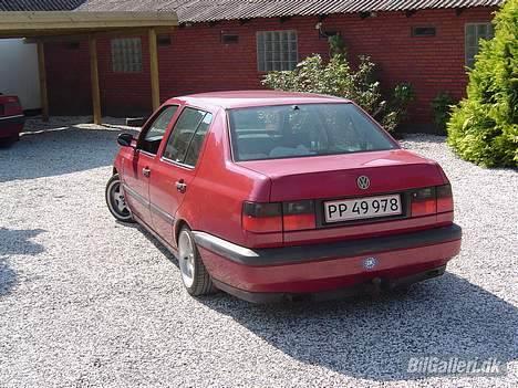 VW Vento SOLGT billede 14