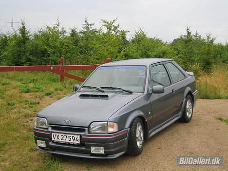 Ford Escort SOLGT og DØD billede 1