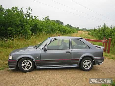 Ford Escort SOLGT og DØD billede 3
