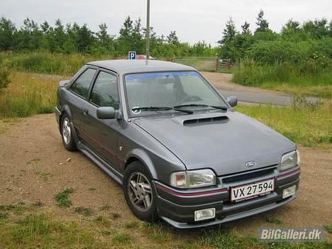 Ford Escort SOLGT og DØD billede 4