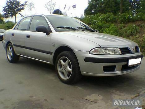 Mitsubishi Carisma 1,8 GDI (Solgt) billede 1