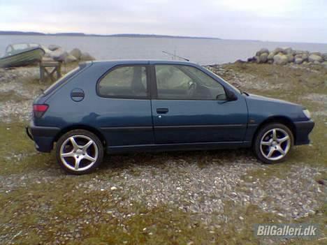 Peugeot 306 - før jeg gik igang med den  billede 6