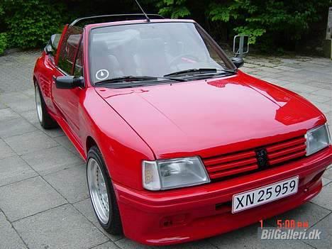 Peugeot 205 1,9 CTI DIMMA V-MAX billede 1