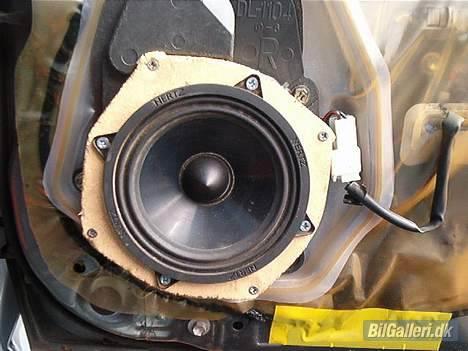 Toyota corolla 1.6 gsi - front Højtaler i side dørene Hertz billede 12