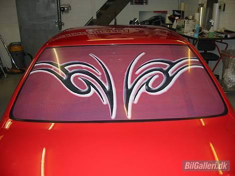 Peugeot 306 1,4 glx - Så kom der canvas på bagruden. Tak til AK styling i Høng billede 1