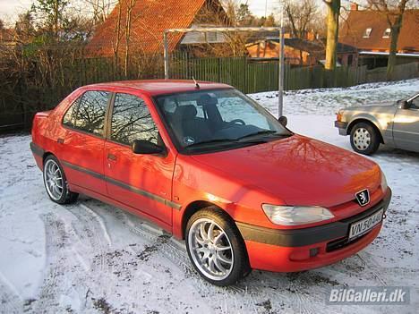 Peugeot 306 1,4 glx - Her har jeg lige fået andre sko på Januar 2005 billede 11