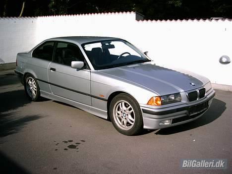 BMW 328i Coupé **Solgt** billede 1