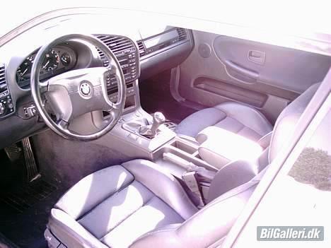 BMW 328i Coupé **Solgt** billede 4