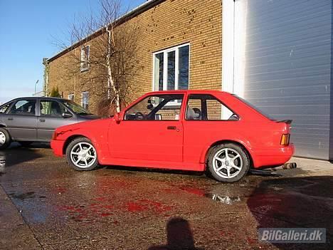 Ford Escort *SOLGT* - Fra siden!! billede 5