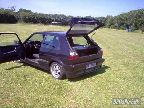 VW Golf 2 1.8i SOLGT! billede 12