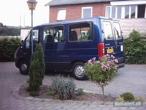 Citroën Jumper 2,8 HDI - Citronen fra venstre side. billede 3