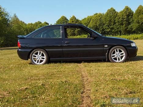 Ford Escort 1,8i  Monaco Solgt billede 5