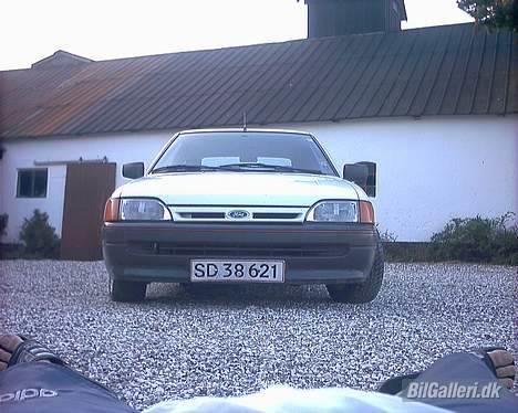 Ford escort clx billede 2