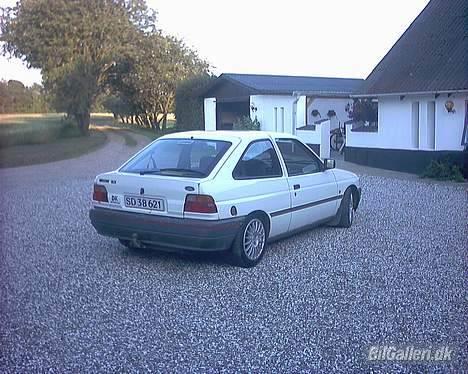 Ford escort clx billede 4
