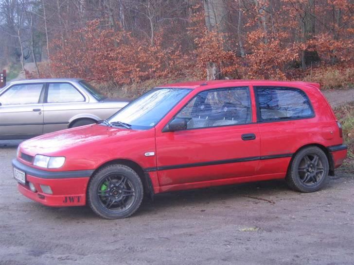 Nissan Sunny "Gadekrydset" - I vintermode..  billede 10