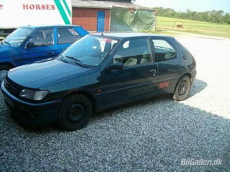Peugeot 306 1,4  SOLGT - men vinterdæk på billede 5