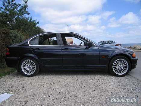 BMW 330 D billede 5