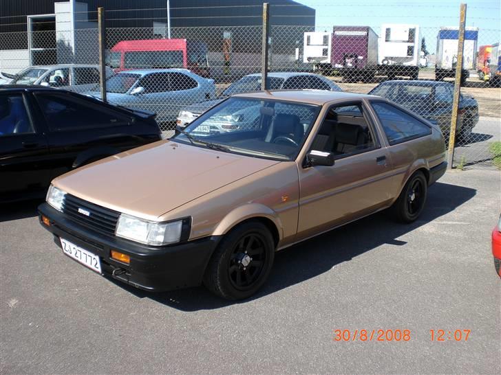 Toyota Corolla AE86 *Stjålet*  billede 1