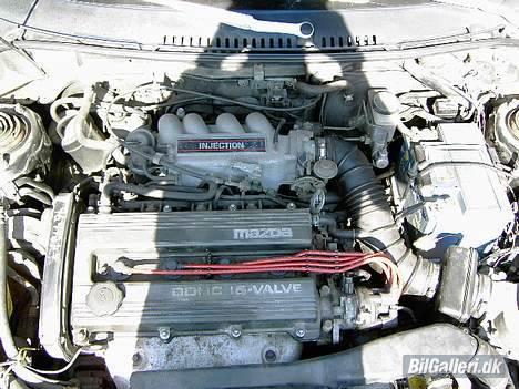 Mazda 323F *Solgt* billede 8