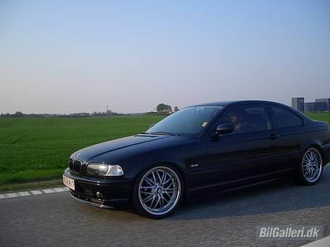 BMW 318 ci coupe e46 SOLGT billede 16