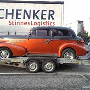 Chevrolet De Luxe 85 2 dørs Sedan