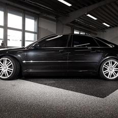 Audi A8 6,0 W12 (STJÅLET)