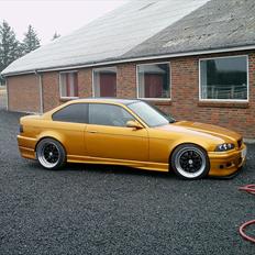 BMW e36 328i coupe solgt 