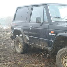 Mitsubishi Pajero død