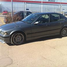 BMW E36 320i *SOLGT*