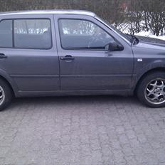 VW golf 1,8 solgt