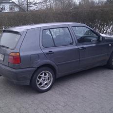 VW golf 1,8 solgt