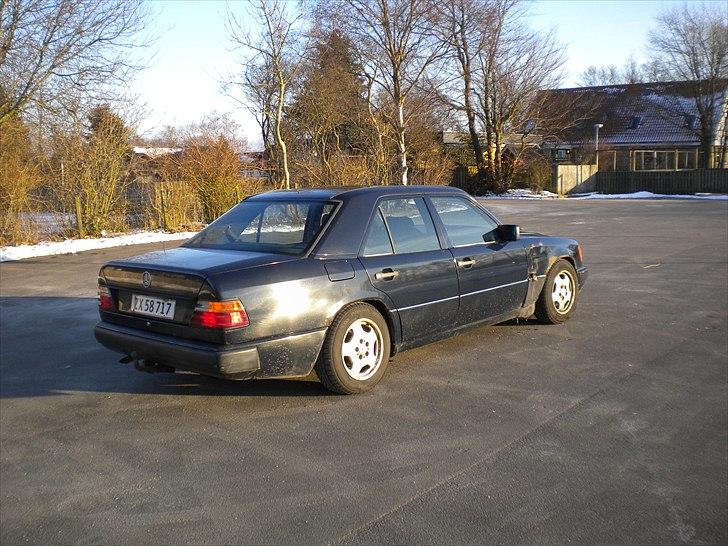 Mercedes Benz W124 250 billede 6