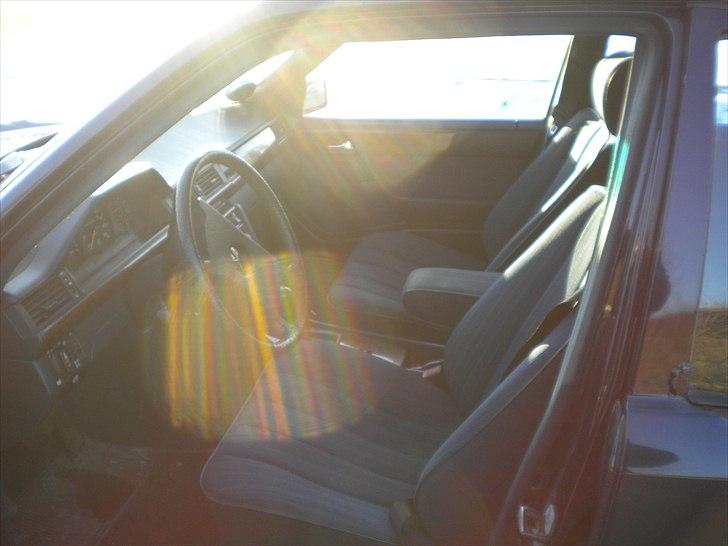 Mercedes Benz W124 250 billede 8