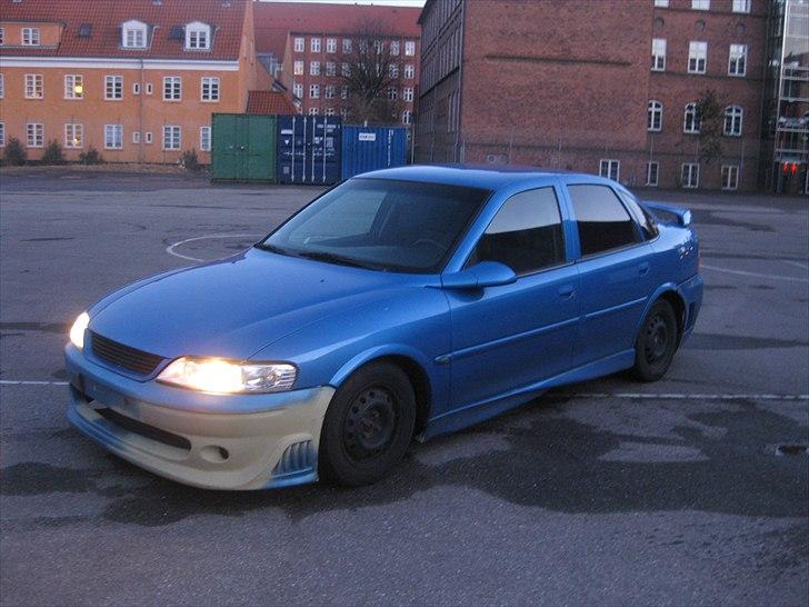 Opel Vectra B *SOLGT* billede 1