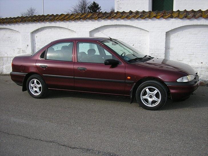 Ford mondeo clx (solgt) billede 1