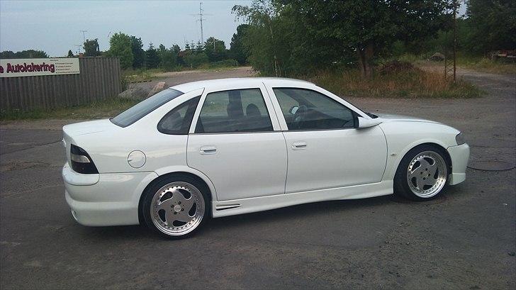 Opel Vectra B billede 2