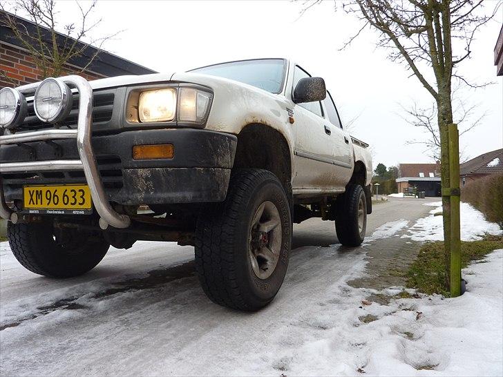 Toyota Hilux 2.4 D - Solgt billede 5