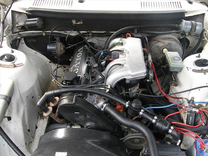 Volvo 240 GLT  billede 8