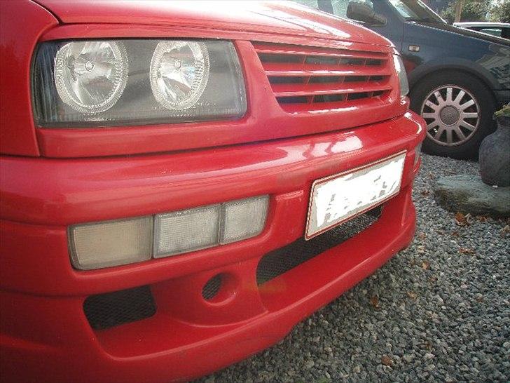 VW vento 1,8 CLX (DØD) billede 2