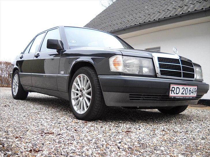 Mercedes Benz W201 190E 2,6 "Baby-Benz" SOLGT billede 3