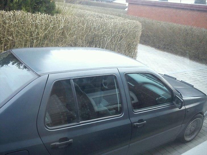 VW vento 1.8 solgt billede 17